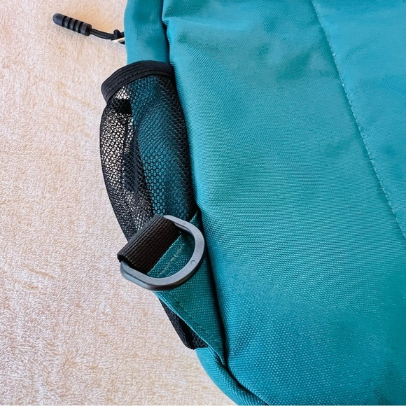 MOSISO Sling Backpack, Multipurpose Crossbody Shoulder Bag Travel Hiking Daypack - Picture 9 of 12